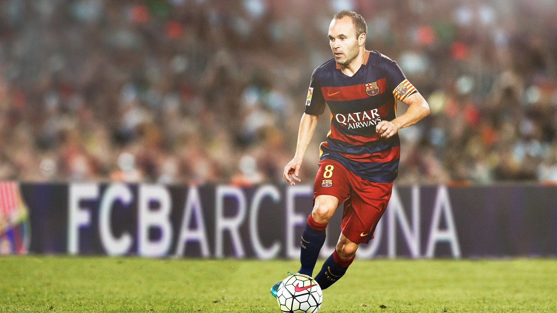 冠军球队球员参与公益拍卖筹款支持基层体育设施，冠军球场